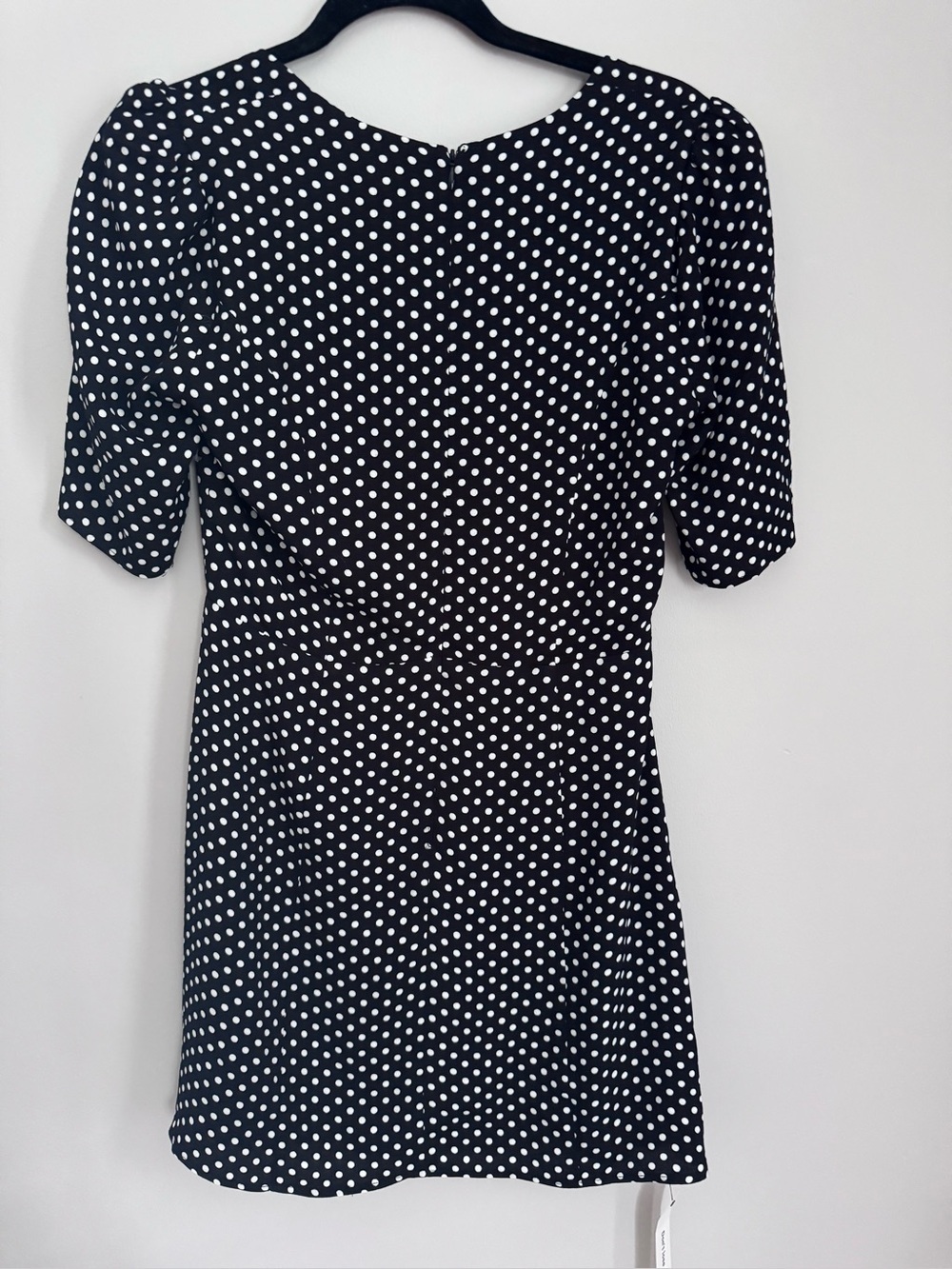 REFORMATION NWT Gene Mini Dress size 4 black-and-white polkadot - Picture 3 of 6